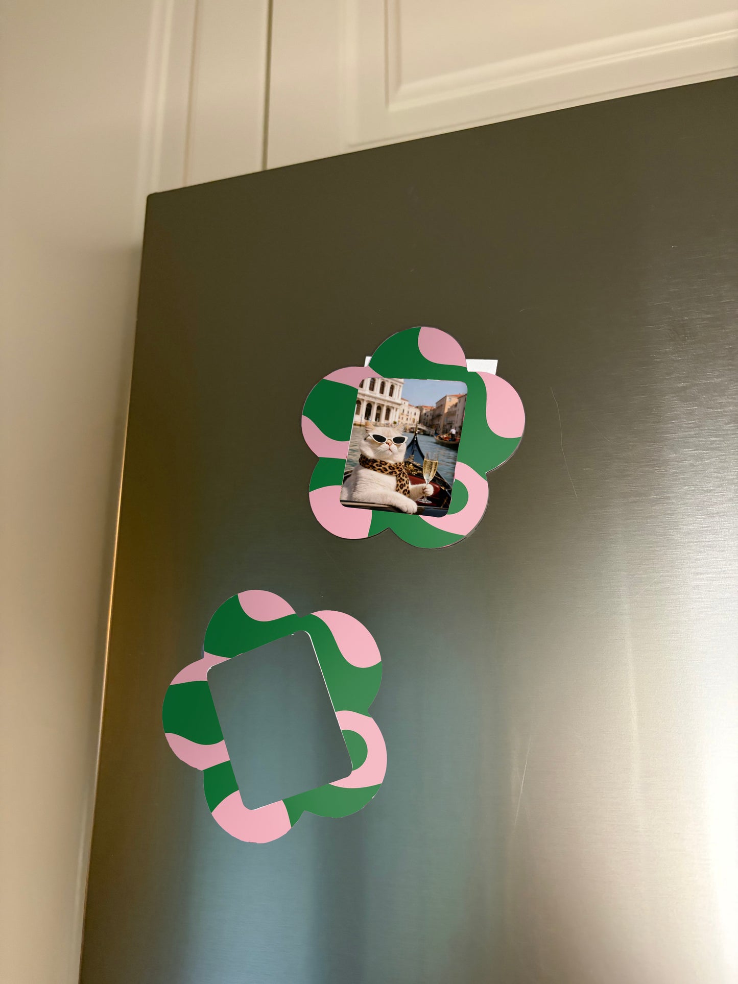 Groovy - Manyetik Buzdolabı Çerçevesi